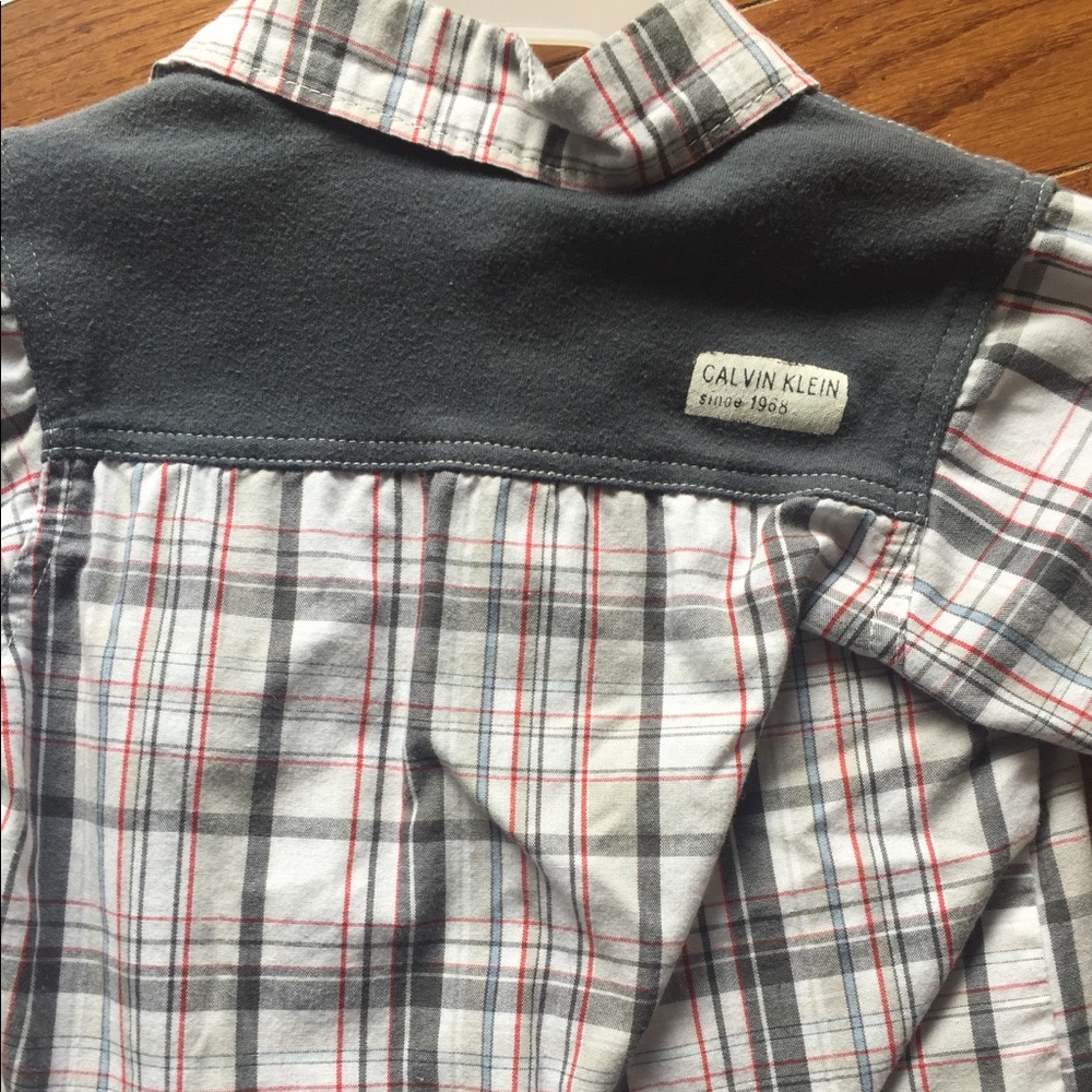 Button down shirt - Picture 2 of 2